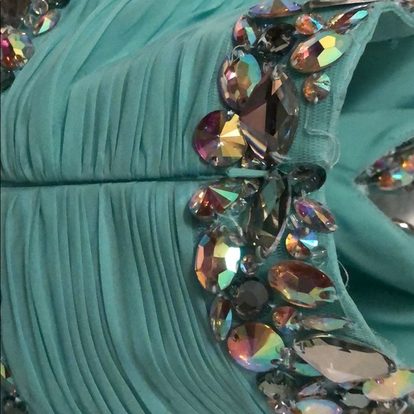 Prom Dress - Picture 4 of 4